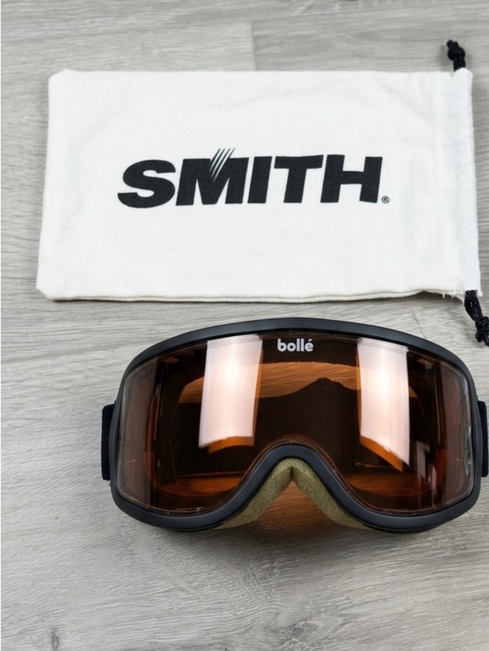 Bollé Ski & Snowboard Goggles - Adult Medium - Excellent Condition